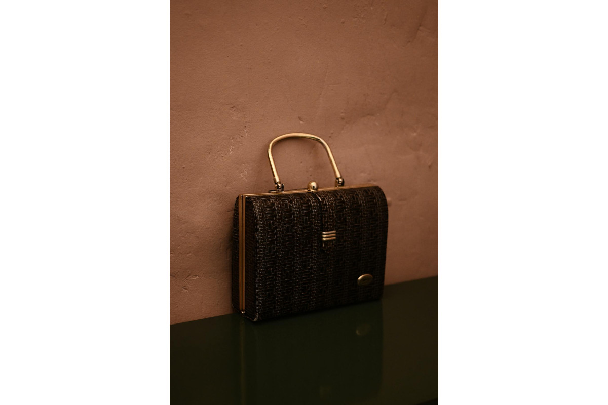 Bücher & Begleitung — Zeitlos Andenken